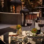Dharma Boutique & Ξενοδοχείο Ρώμη
