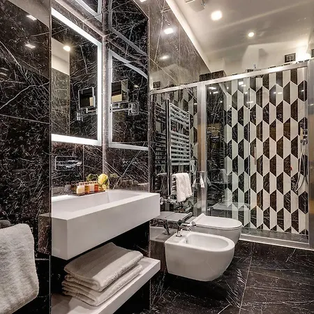Dharma Boutique & 4* Rome