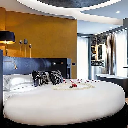 Hotel Dharma Boutique & 4*