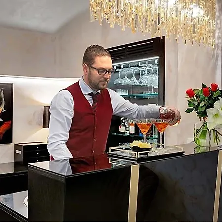 Hotel Dharma Boutique & 4*