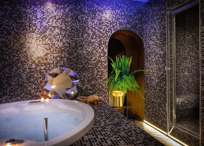 Dharma Boutique & Rome