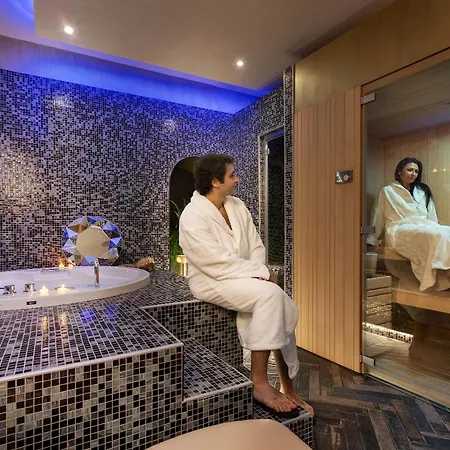 Hotel Dharma Boutique & 4*